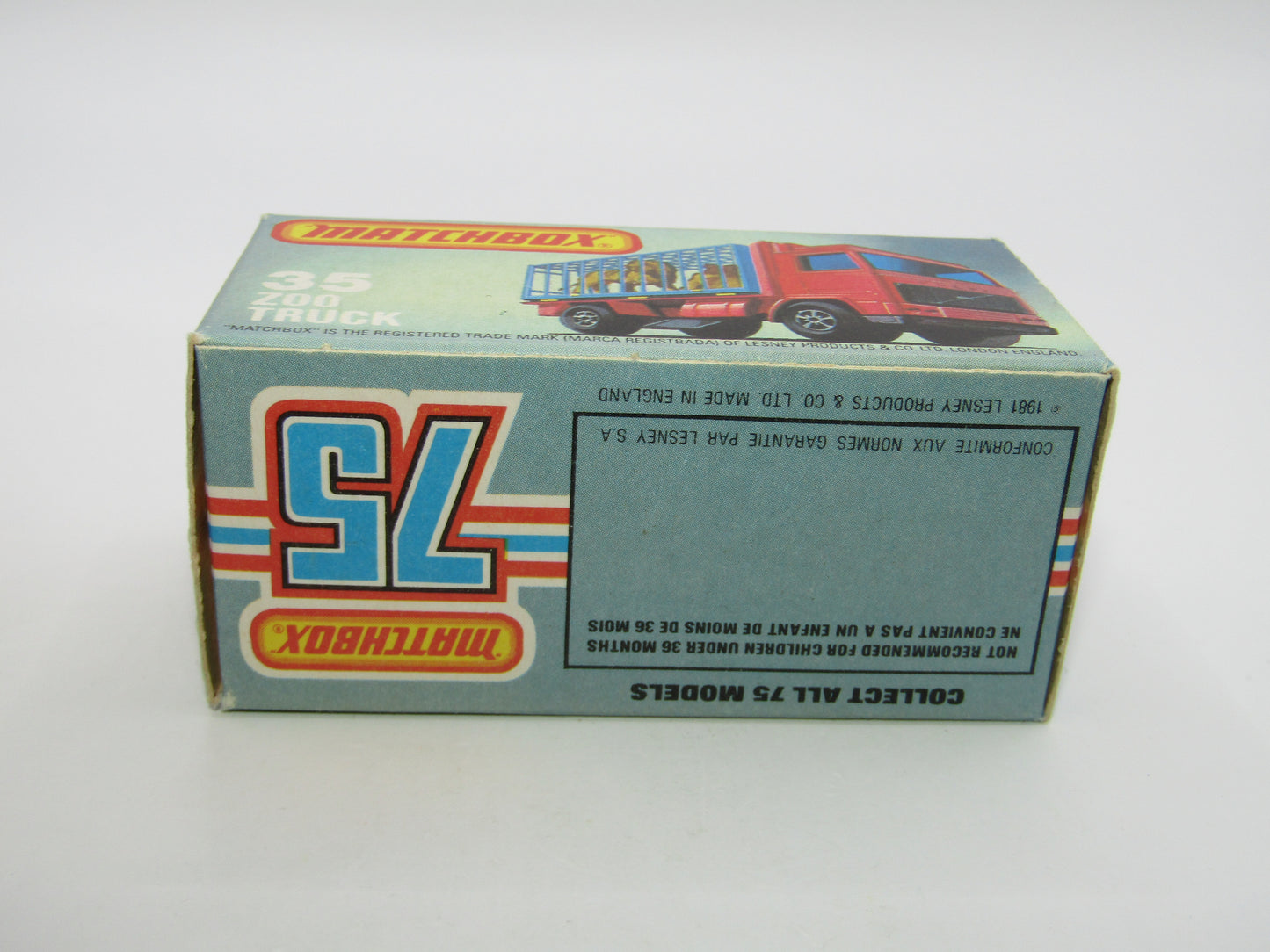 Matchbox Superfast No 35D Zoo Truck SMOKE Windows Blue Cage Yellow Lions