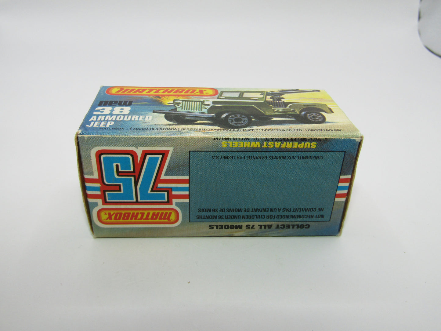 Matchbox Superfast No 38C Armoured Jeep CHROME WHEELS GREY No 5 Base