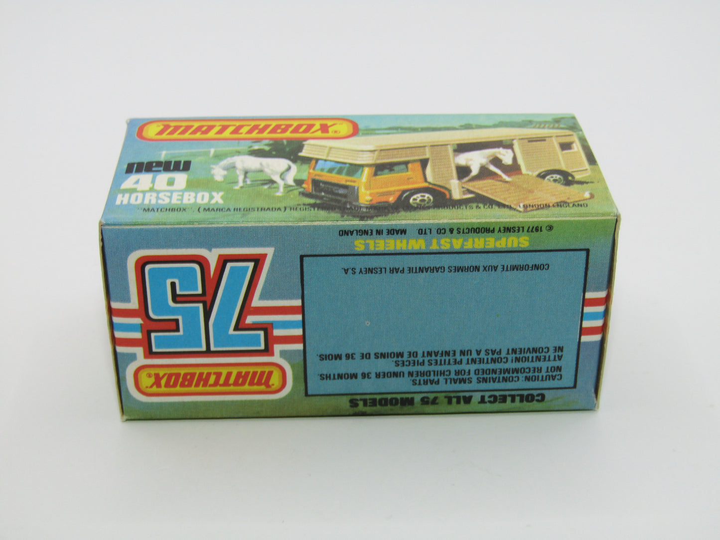 Matchbox Superfast 40B Horse Box Orange GREEN Door Black Base