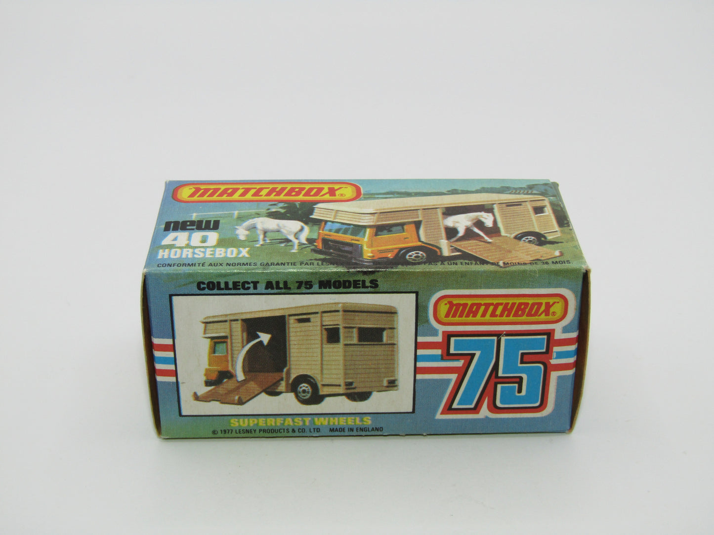 Matchbox Superfast 40B Horse Box Green Chocolate Box, WHITE Door