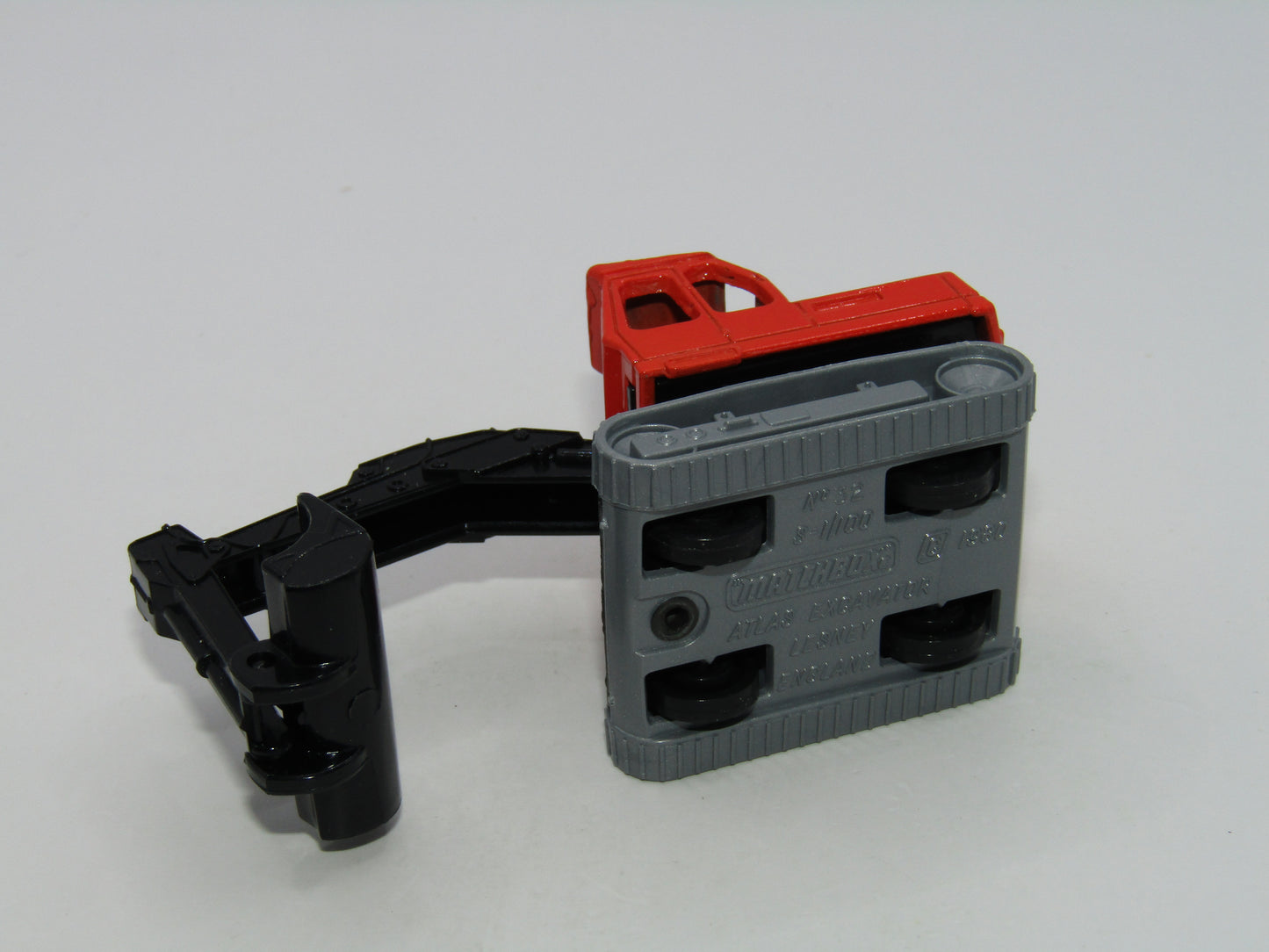 Matchbox Superfast 32D Atlas Excavator Orange Red Charcoal Grey Platform