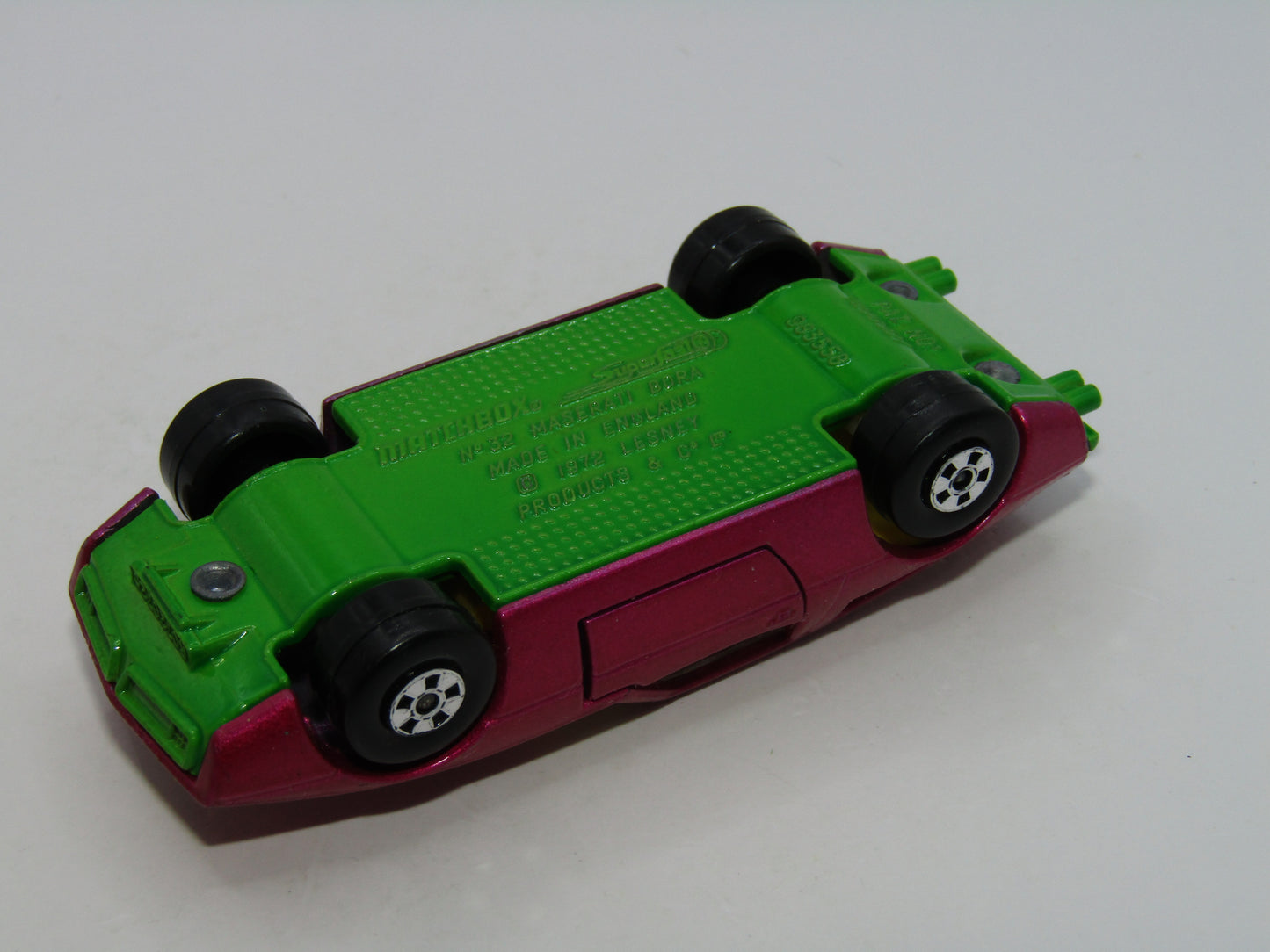 Matchbox Superfast 32B Maserati Bora Purple 5 Spoke Wide Wheels