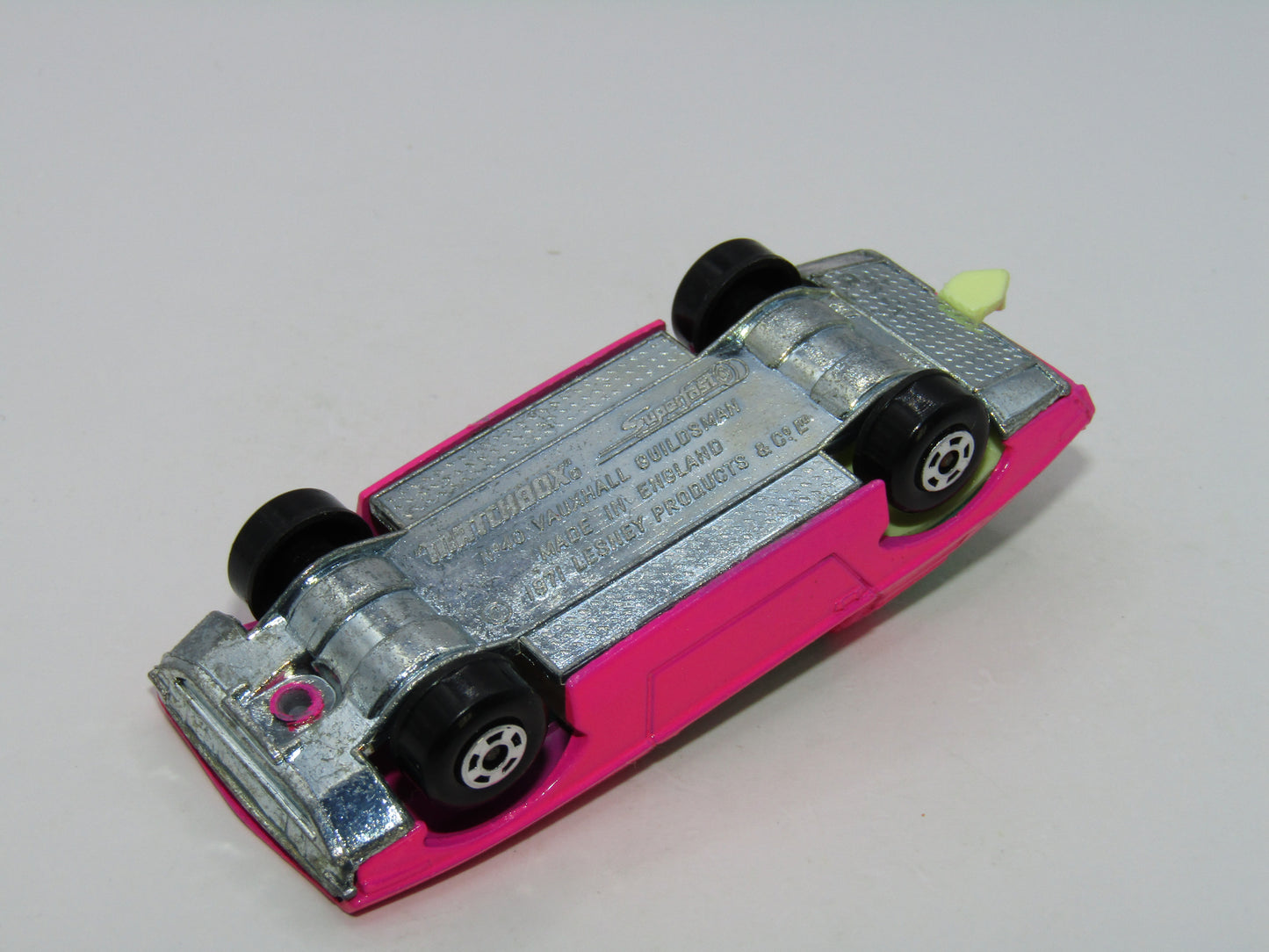 Matchbox Superfast 40A Vauxhall Guildsman Dark Hot Pink Blue Star Label