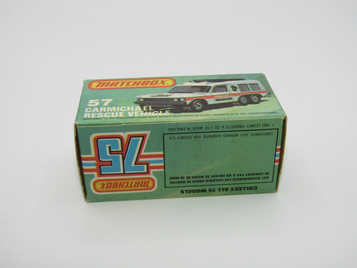 Matchbox Superfast 57E Carmichael Commando Red DARK Blue Windows