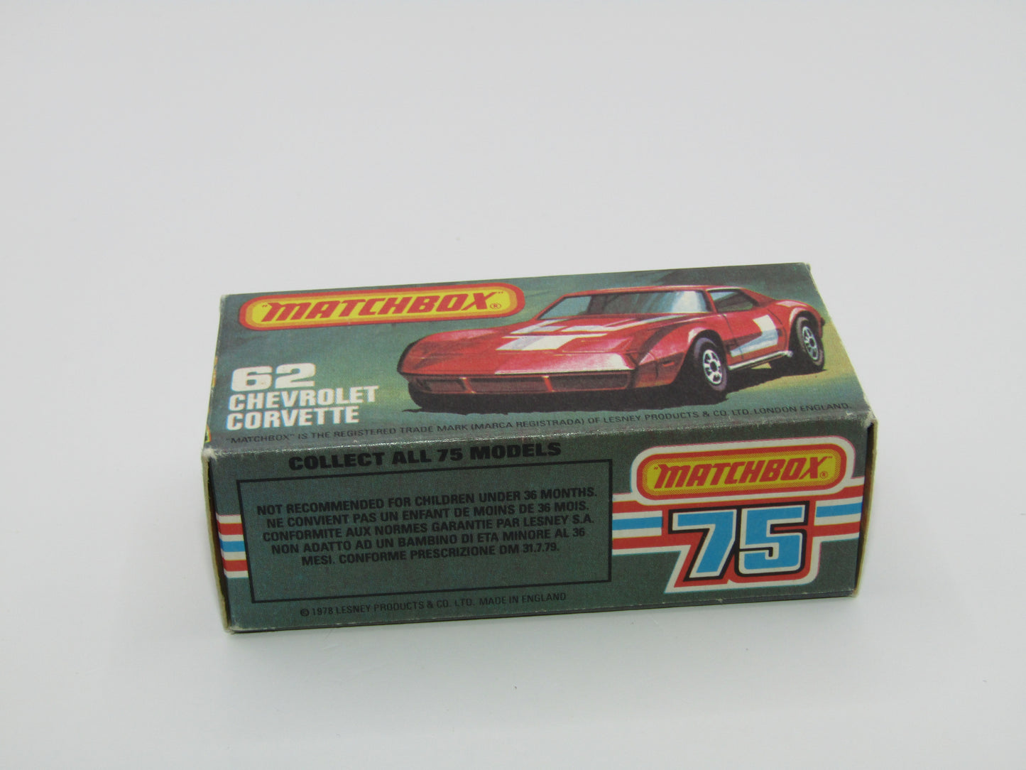 Matchbox Superfast 62D Chevrolet Corvette WHITE Interior