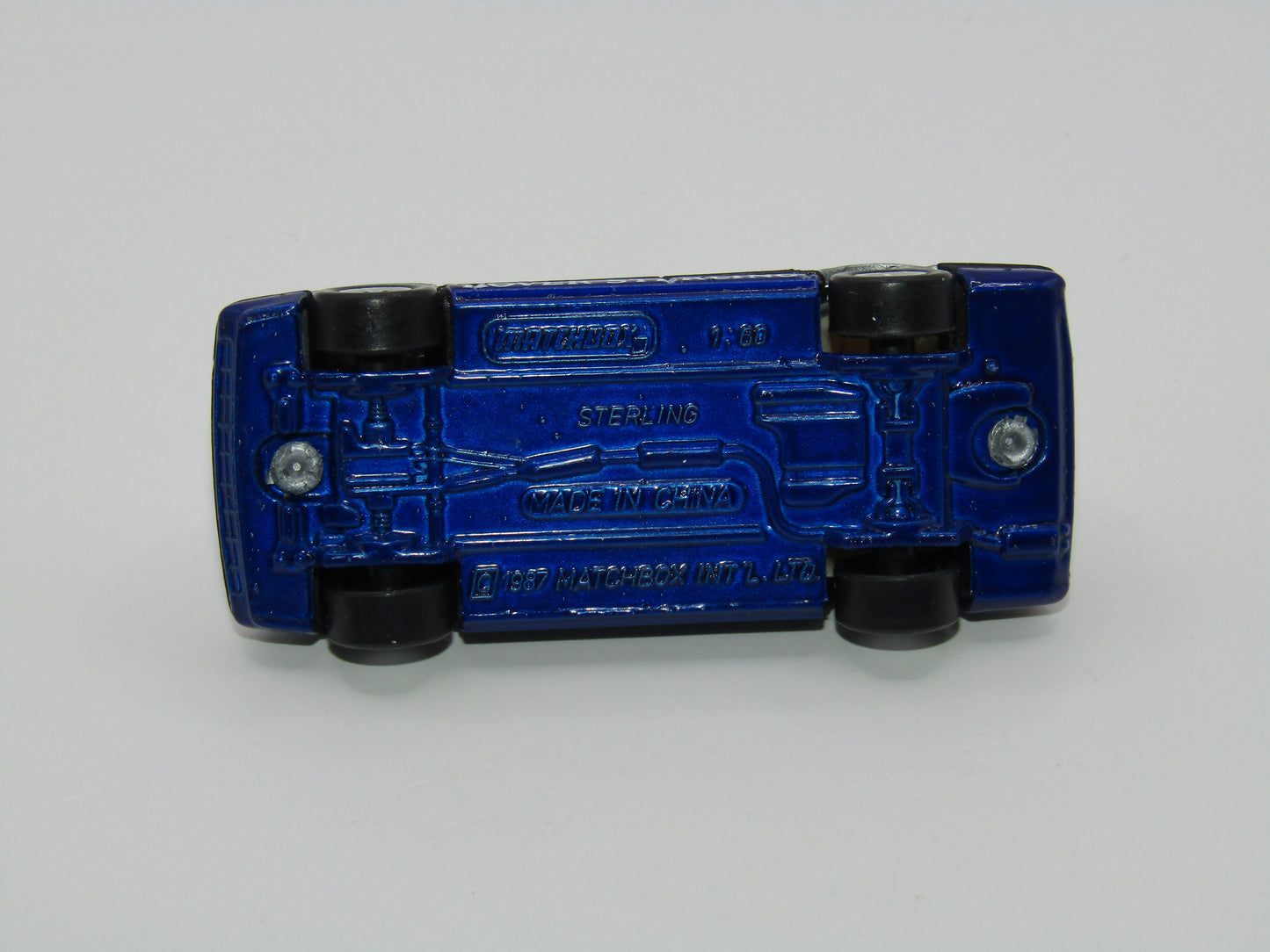 Matchbox Superfast MB2 Rover Sterling Silver China Base