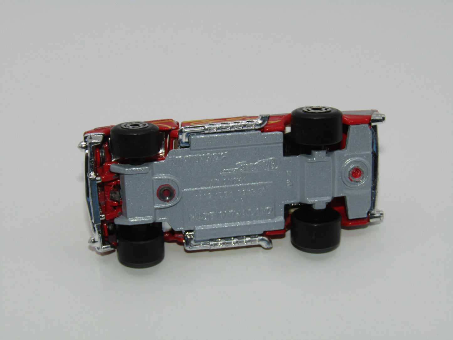 Matchbox Superfast MB4 '57 Chevy Red Flames Tampo Thailand Base