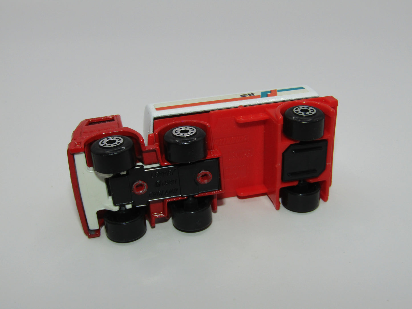 Matchbox Superfast 14D Leyland Articulated Tanker Turquoise & Red Stripes