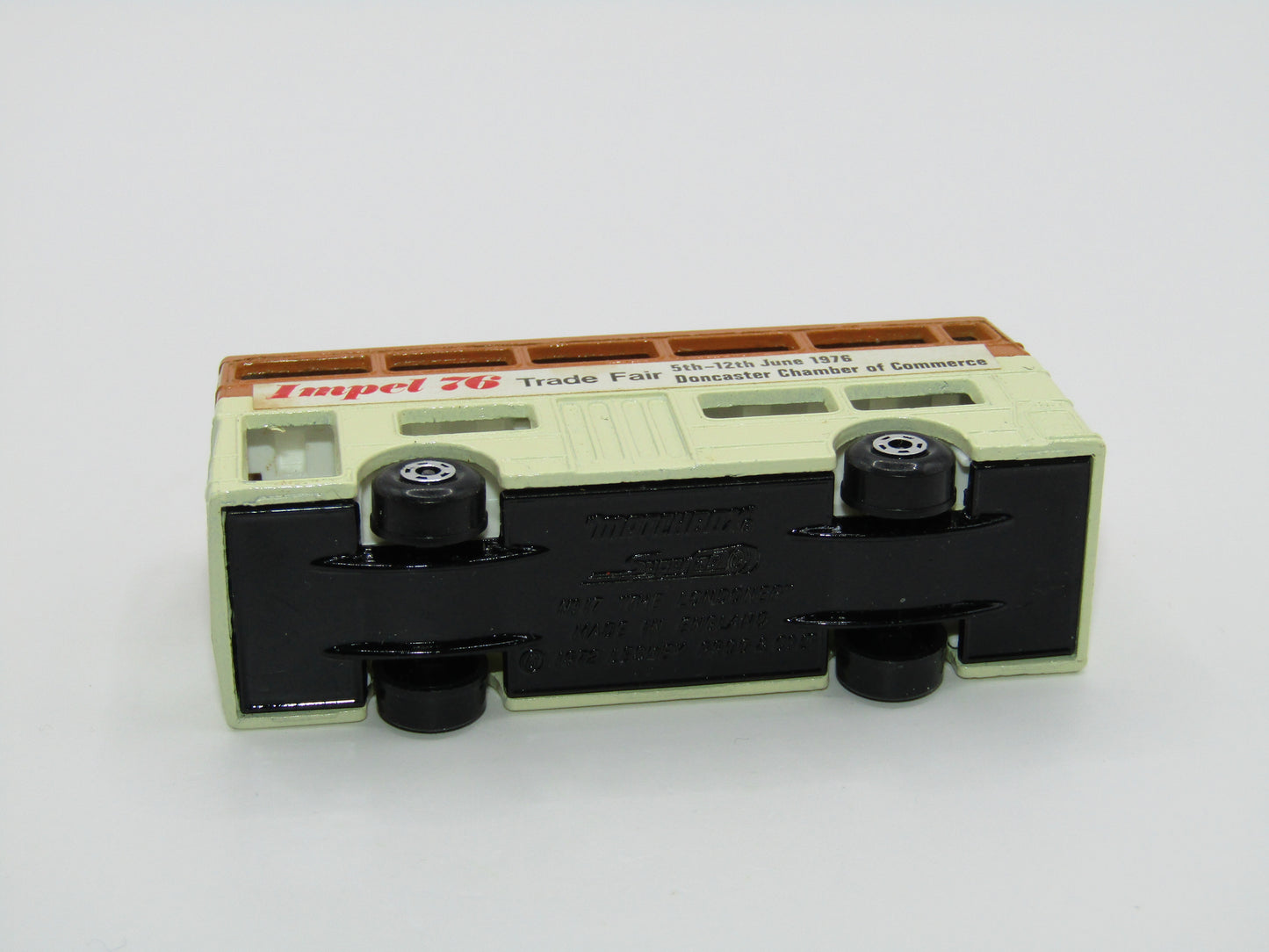 Matchbox Superfast 17B The Londoner Coffee & Cream Impel 76
