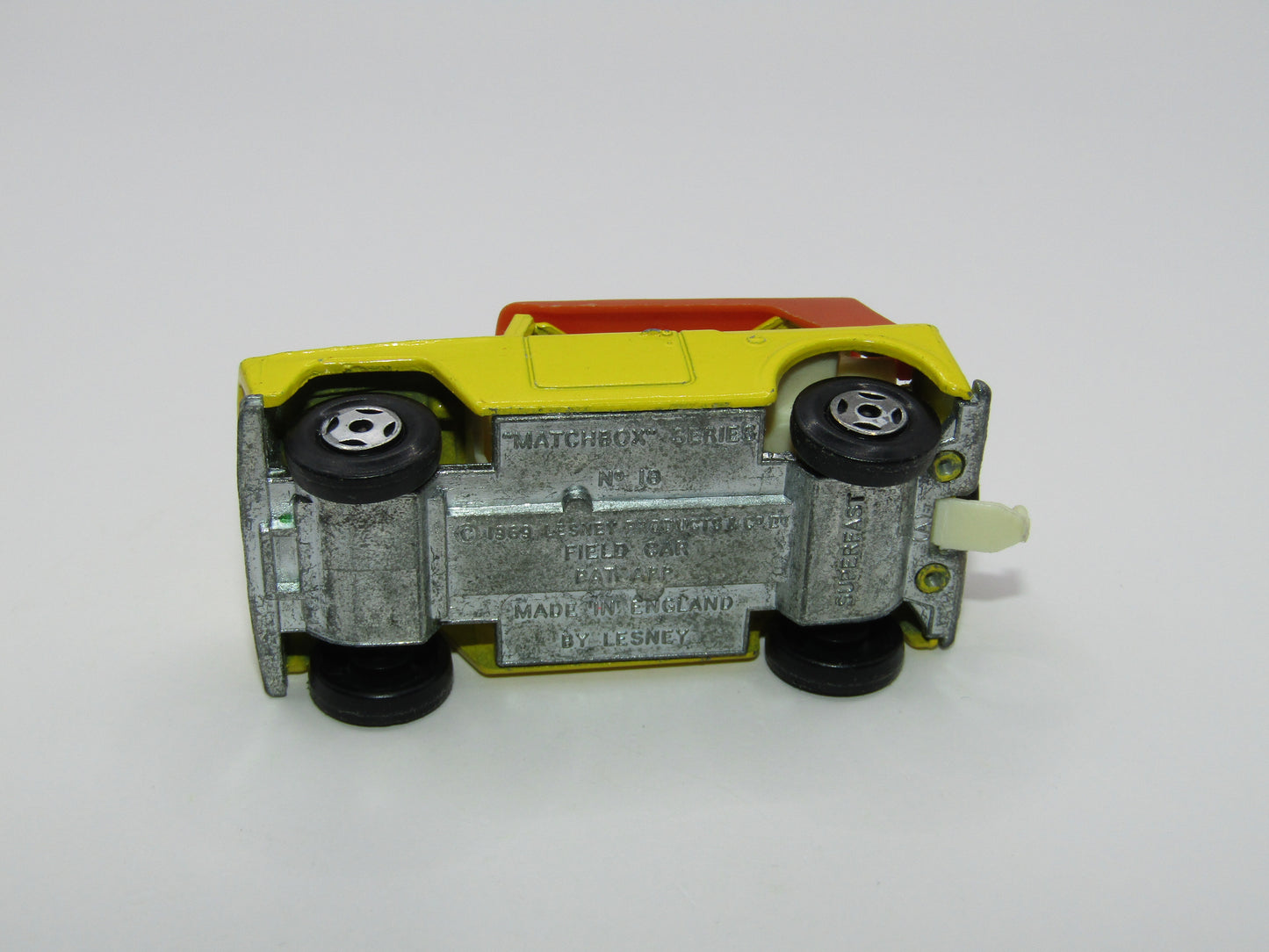 Matchbox Superfast 18A Field Car Yellow 4 Spoke NARROW Wheels
