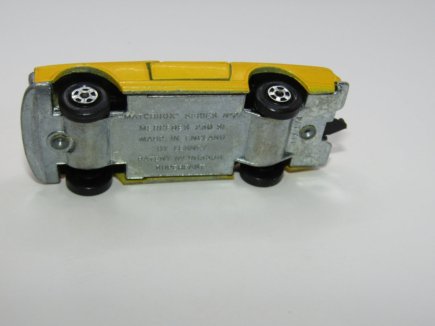 Matchbox Superfast 27A Mercedes 230SL Yellow Narrow 5 Spoke Wheels