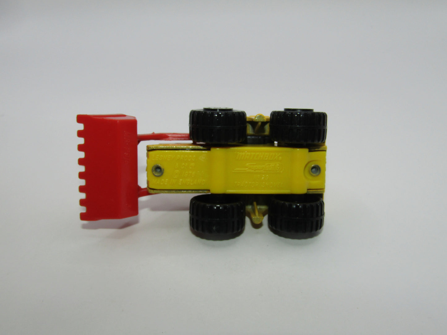 Matchbox Superfast 29C Tractor Shovel Dark Yellow Body Red Shovel