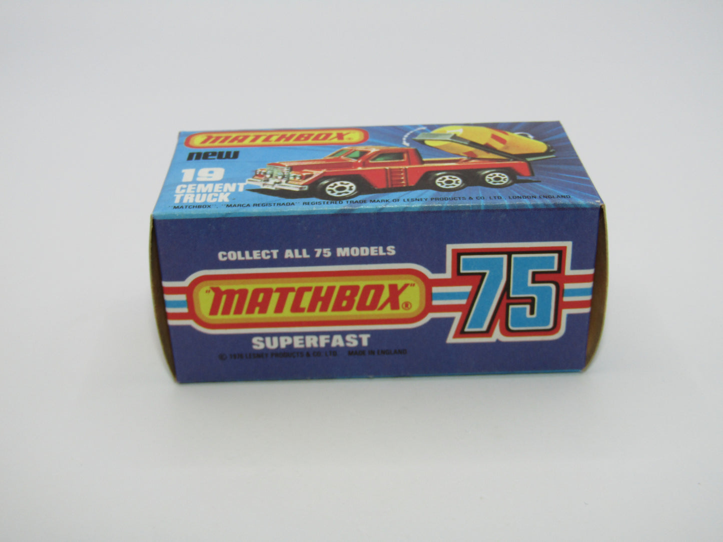 Matchbox Superfast No 19C Cement Truck - NO WINDOWS Fitted