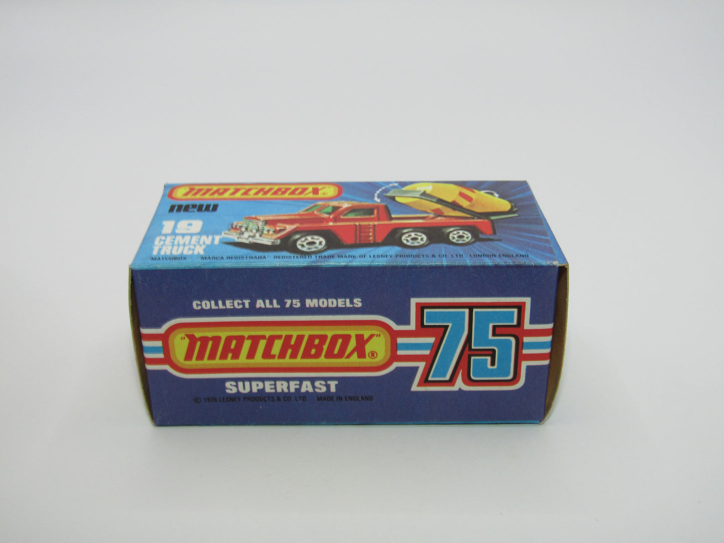 Matchbox Superfast No 19C Cement Truck PURPLE Windows LEMON Barrel