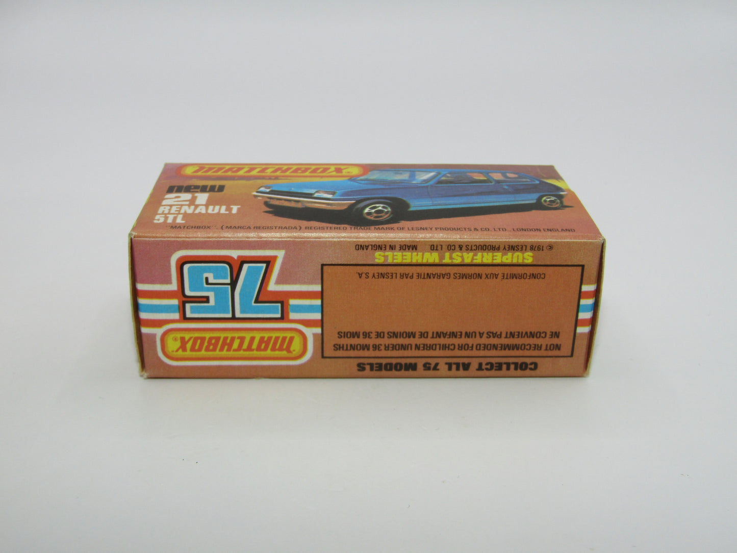 Matchbox Superfast No 21C Renault 5TL Blue BLACK HUBS Silver Base