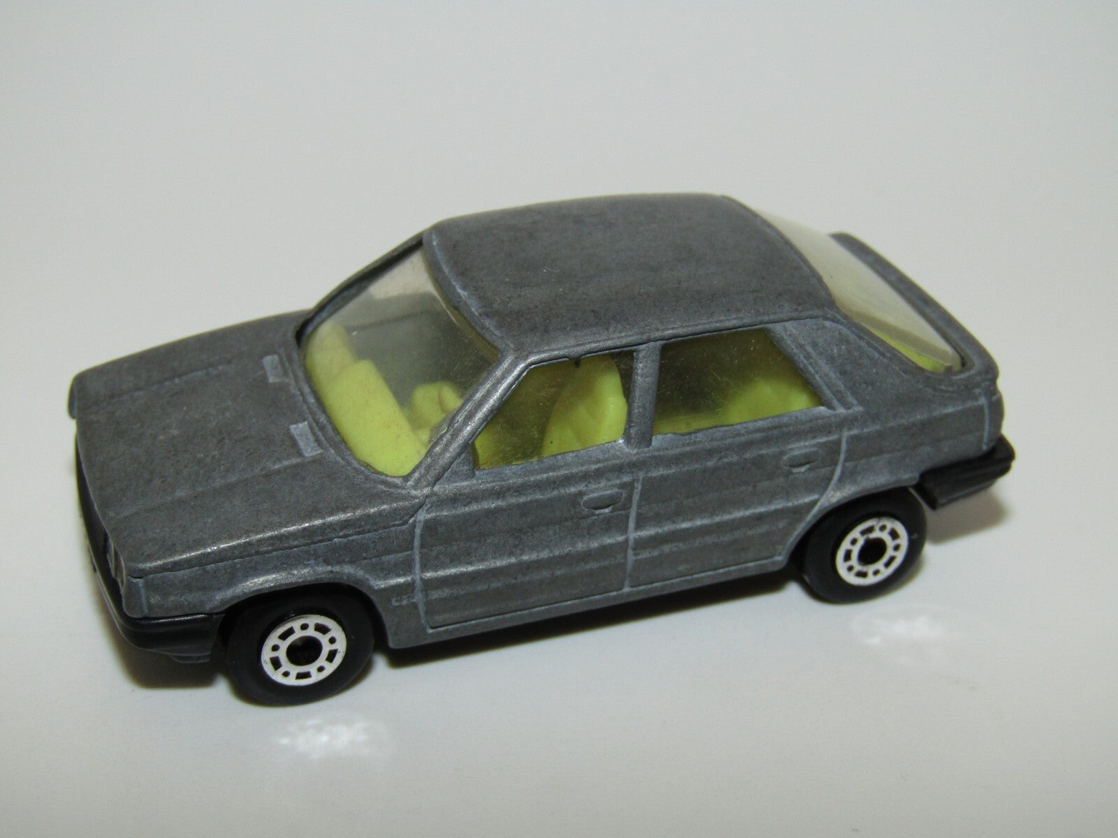 Matchbox Superfast Bulgaria Bare Metal Body No 33 Renault 11 UB