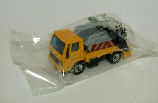 Matchbox Superfast Ford Cargo Skip TruckMEGA RARE from 30 Pack Bucket SEALED Bag