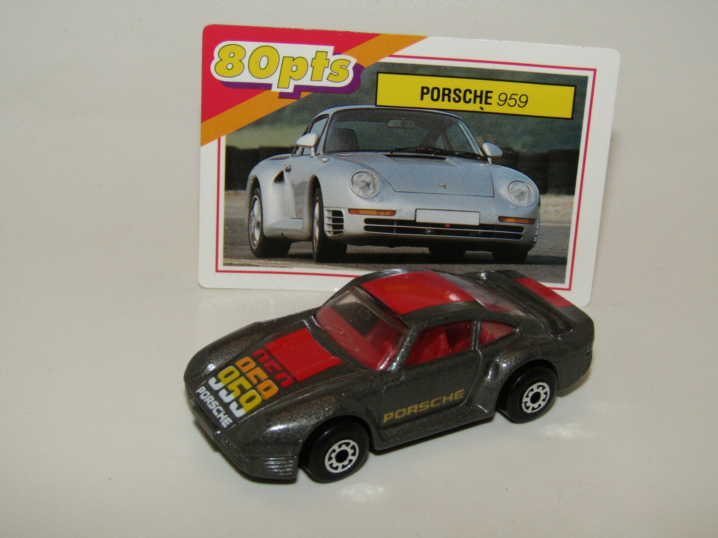Matchbox Superfast No 7 Porsche 959 Metallic Grey & Collector Card Mint UB