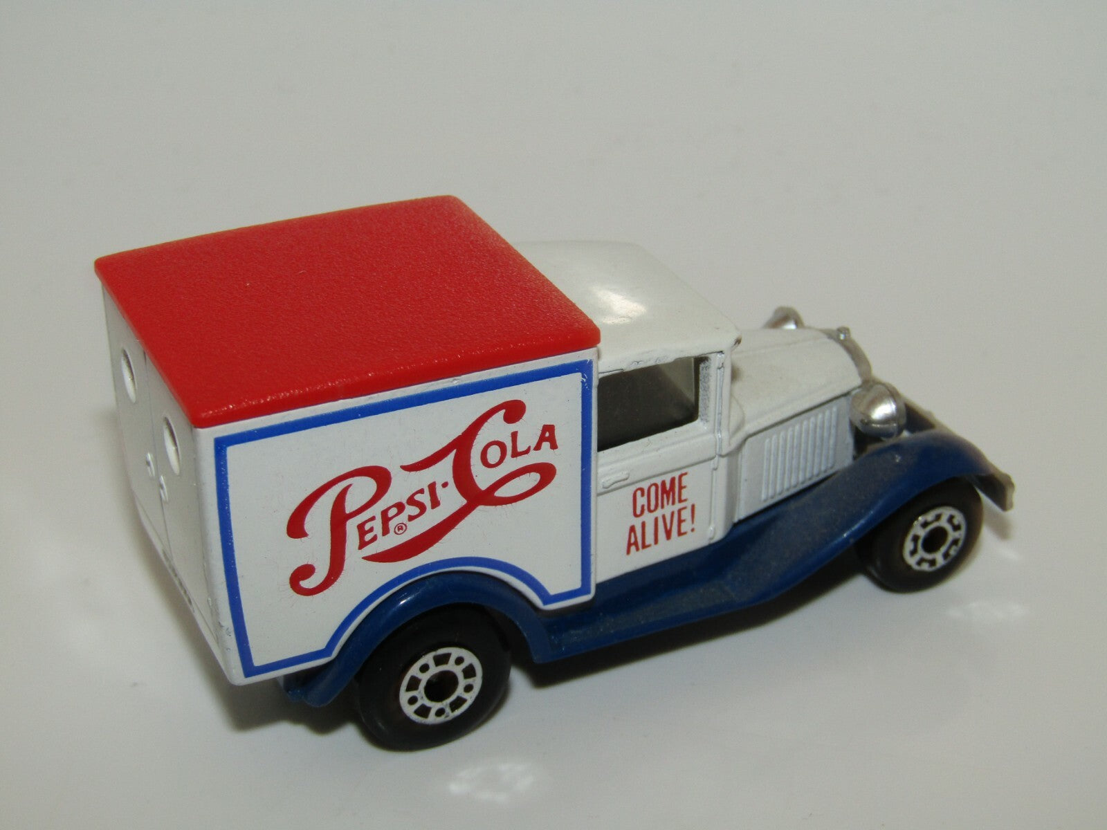 Matchbox Superfast No 38 Model A Ford Van Pepsi Cola Come Alive Mint UB