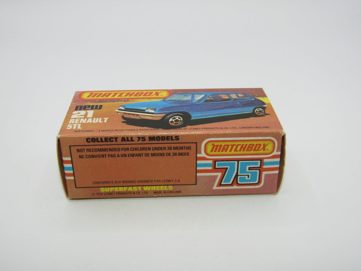 Matchbox Superfast No 21C Renault 5TL Blue RED Interior BLACK Base