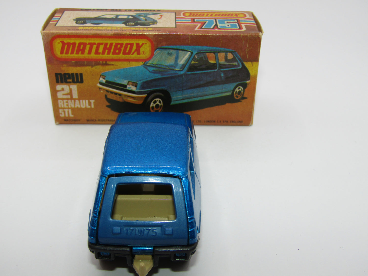 Matchbox Superfast No 21C Renault 5TL Blue SATIN GREY Base