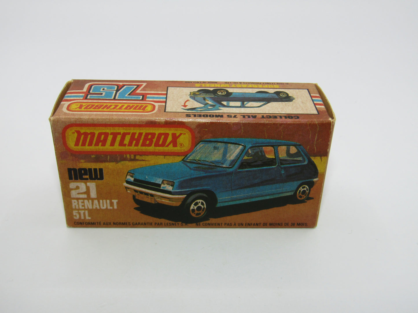 Matchbox Superfast No 21C Renault 5TL Blue SATIN GREY Base