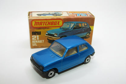 Matchbox Superfast No 21C Renault 5TL Blue GLOSSY GREY Base