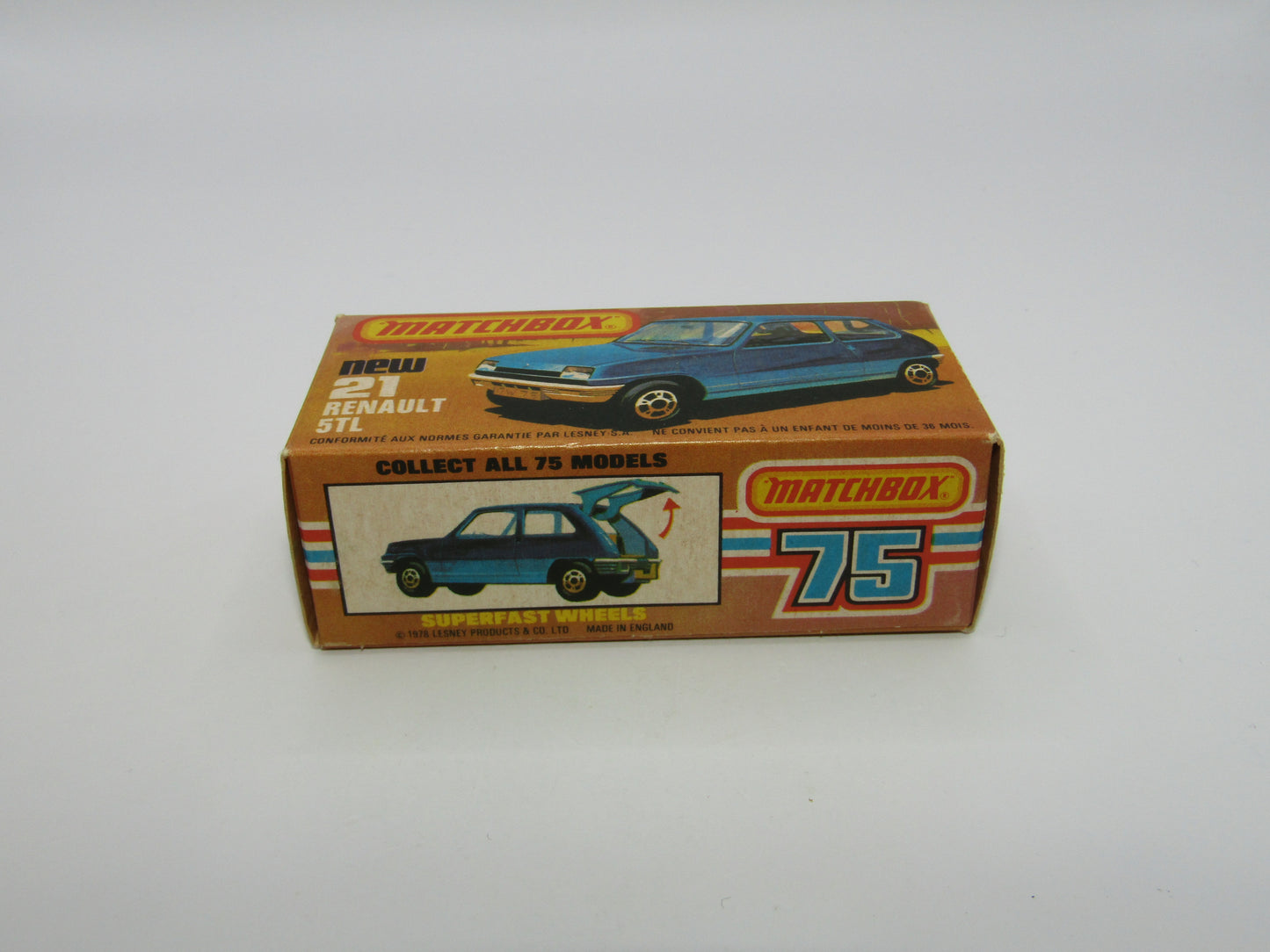 Matchbox Superfast No 21C Renault 5TL Blue GLOSSY GREY Base