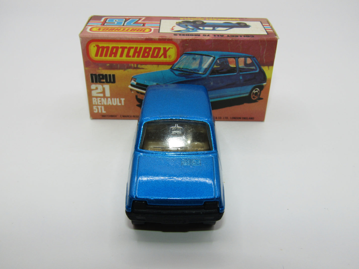 Matchbox Superfast No 21C Renault 5TL Blue Tan Interior BLACK Base