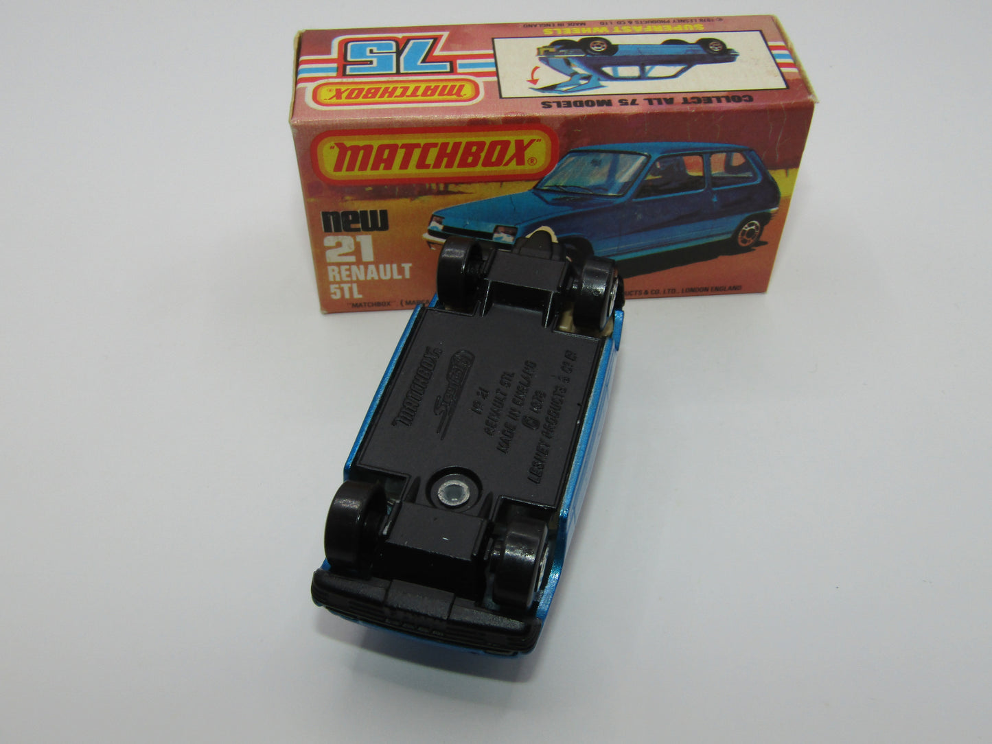 Matchbox Superfast No 21C Renault 5TL Blue Tan Interior BLACK Base