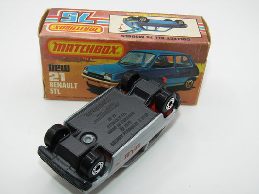 Matchbox Superfast No 21C Renault 5TL Le Car FLAT GREY Base