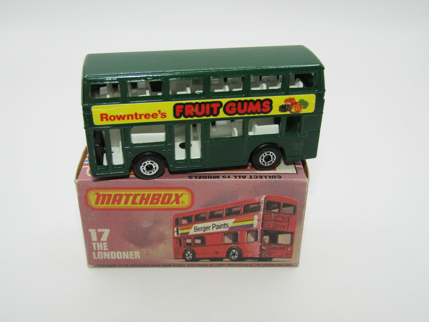 Matchbox Superfast No 17C London Bus, Green, Rowntrees Fruit Gums, Lesney England Base