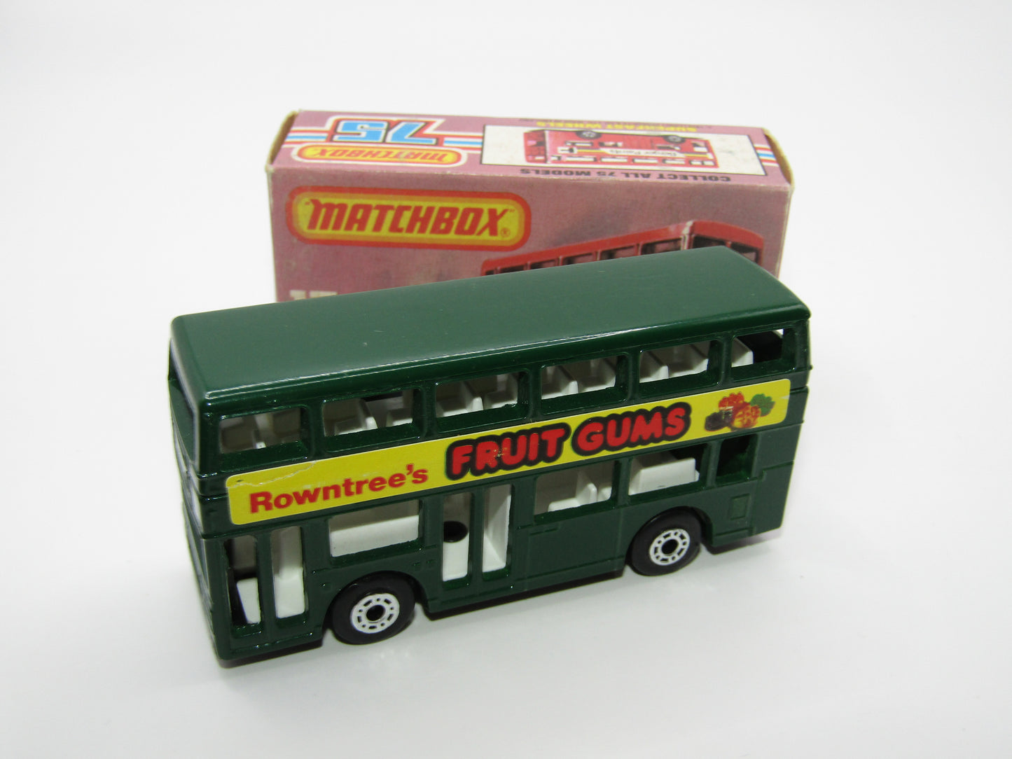 Matchbox Superfast No 17C London Bus, Green, Rowntrees Fruit Gums, Lesney England Base