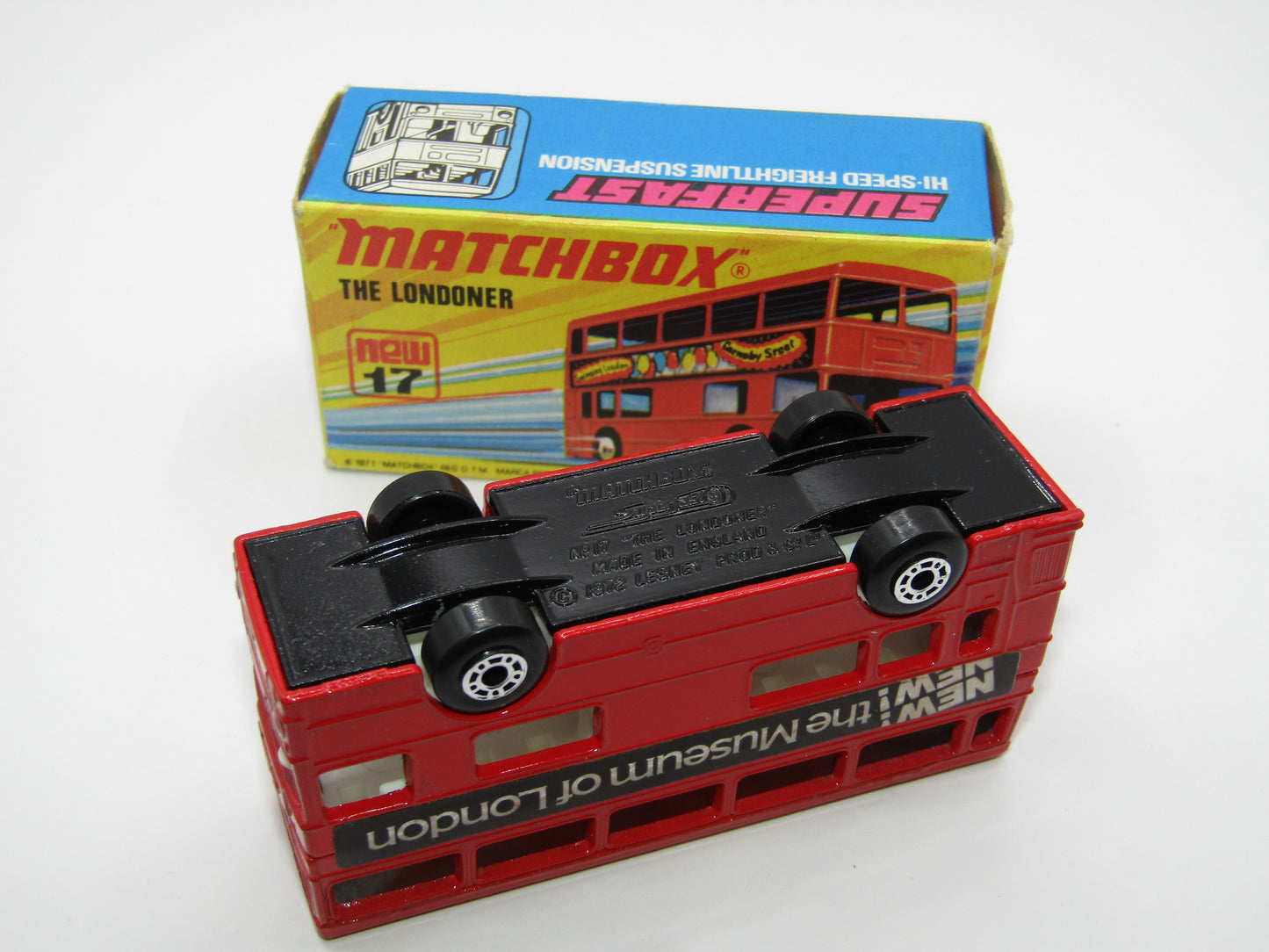 Matchbox Superfast No 17B The Londoner Jacobs, Museum of London, Dot Dash Wheels, Gloss Black Base