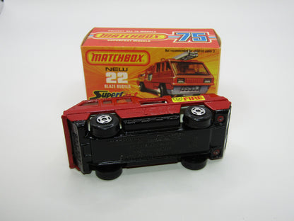 Matchbox Superfast No 22C Blaze Buster WHITE Interior 4 SPOKE Wheels