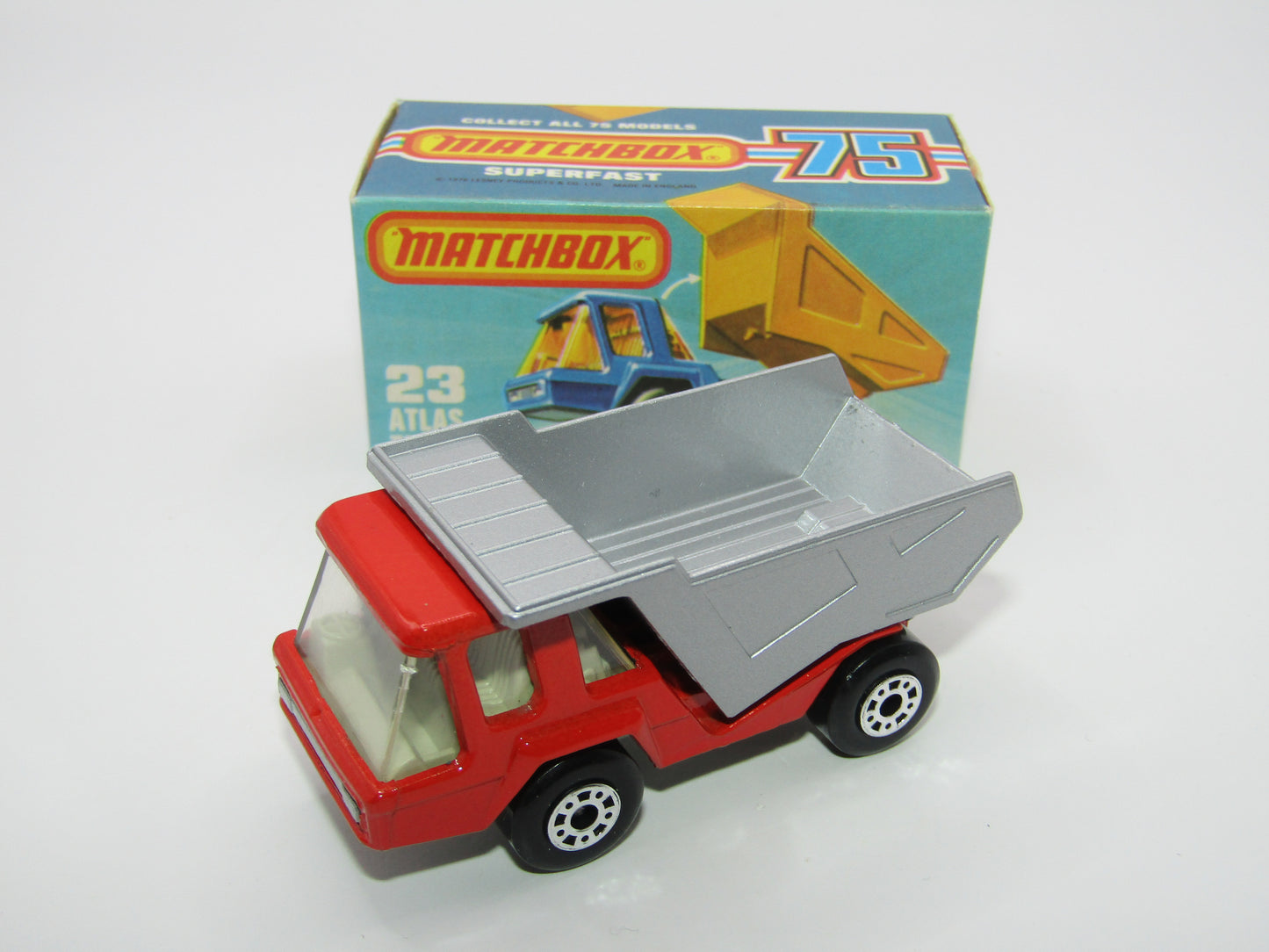 Matchbox Superfast No 23B Atlas Dump Truck Red Silver Dumper