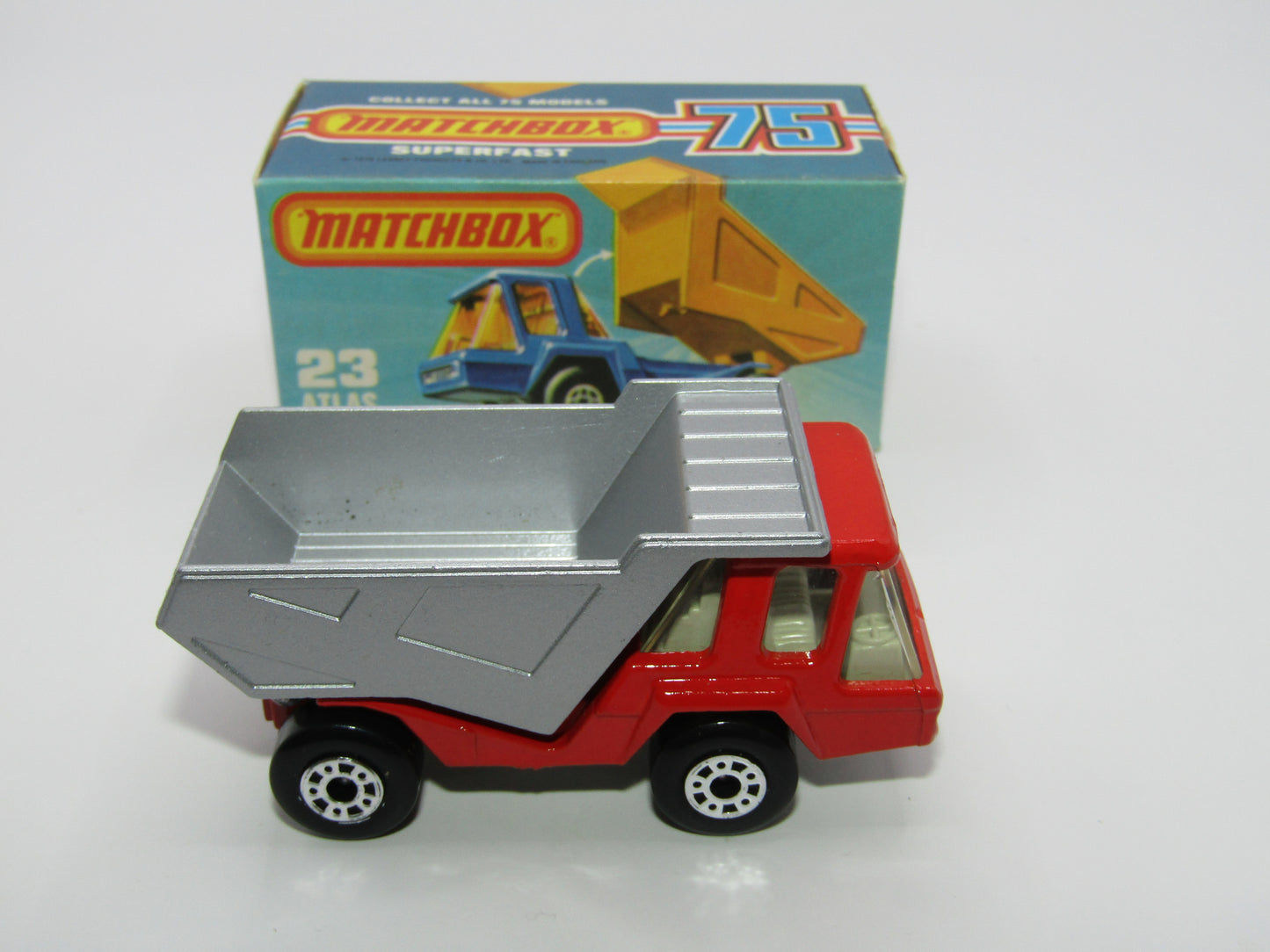 Matchbox Superfast No 23B Atlas Dump Truck Red Silver Dumper