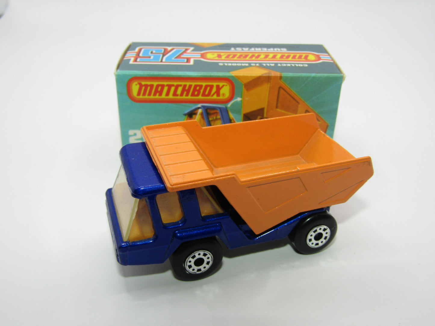 Matchbox Superfast No 23B Atlas Dump Truck Blue ORANGE Interior