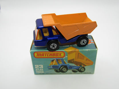Matchbox Superfast No 23B Atlas Dump Truck AMB Win Dot Dash Silver Base