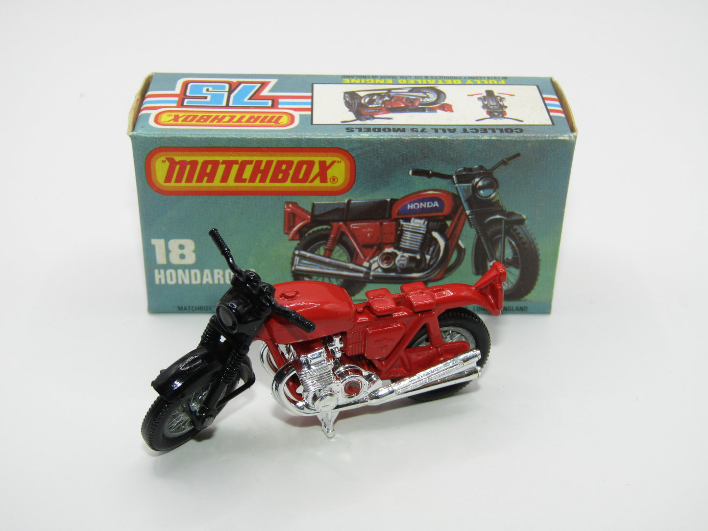 Matchbox Superfast No 18B Hondarora Motorcycle, Light Red, No Labels, Wire Wheels