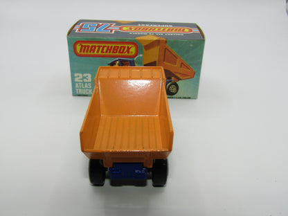Matchbox Superfast No 23B Atlas Dump Truck AMB Win Dot Dash UNP Base