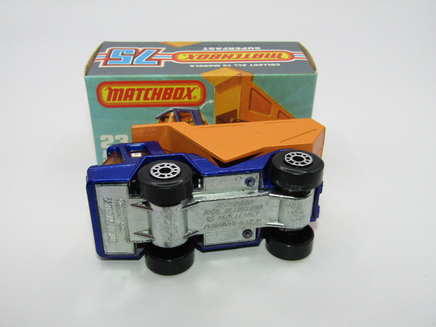Matchbox Superfast No 23B Atlas Dump Truck Amber Win CHROME Interior