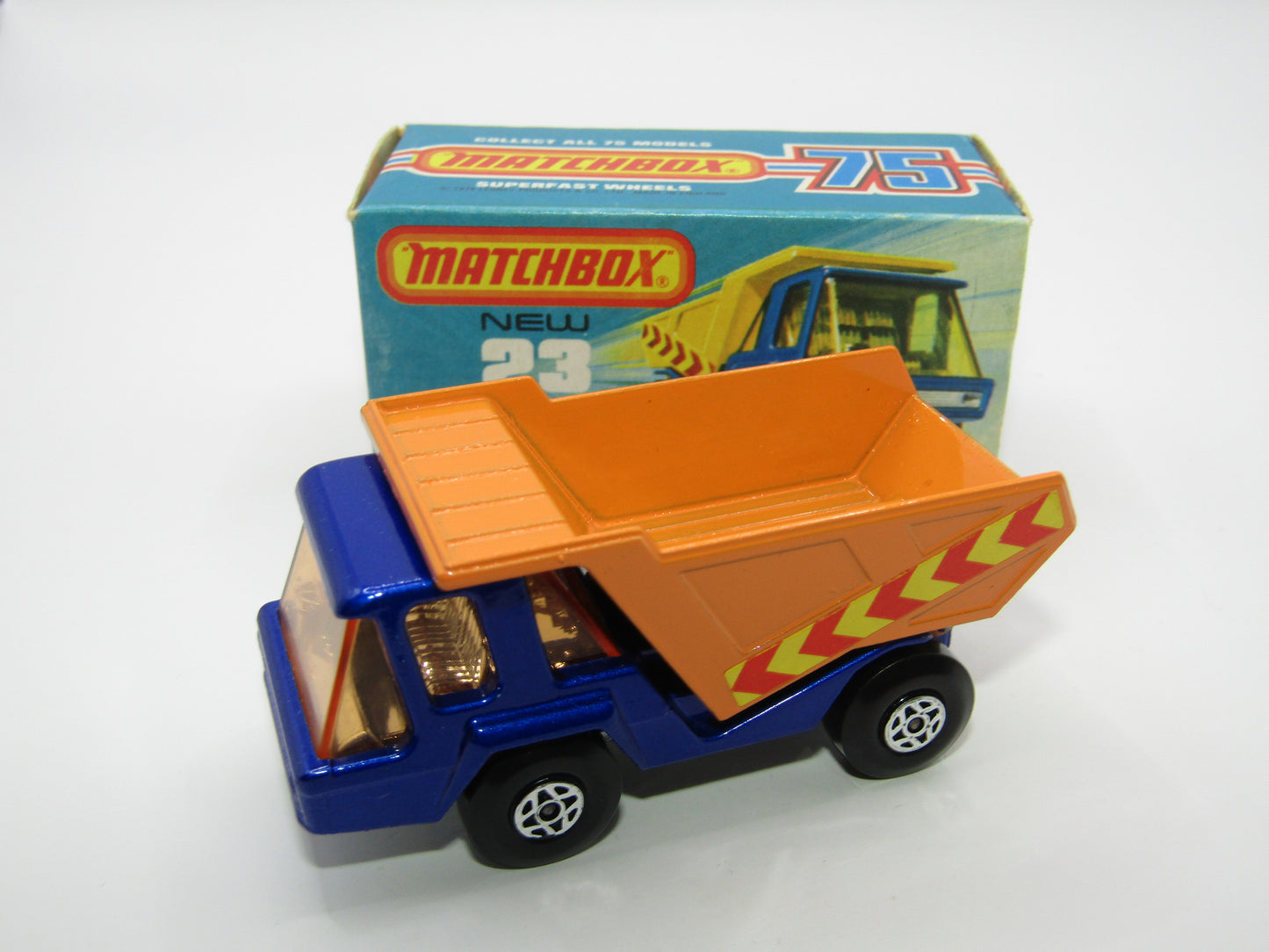 Matchbox Superfast No 23B Atlas Dump Truck Spiro Wheels & Labels