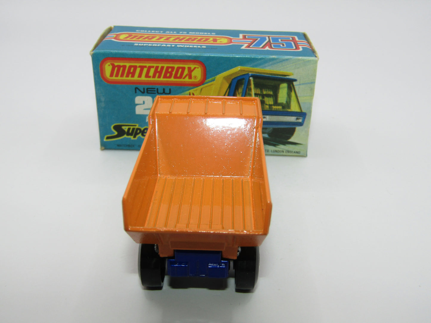 Matchbox Superfast No 23B Atlas Dump Truck Spiro Wheels & Labels