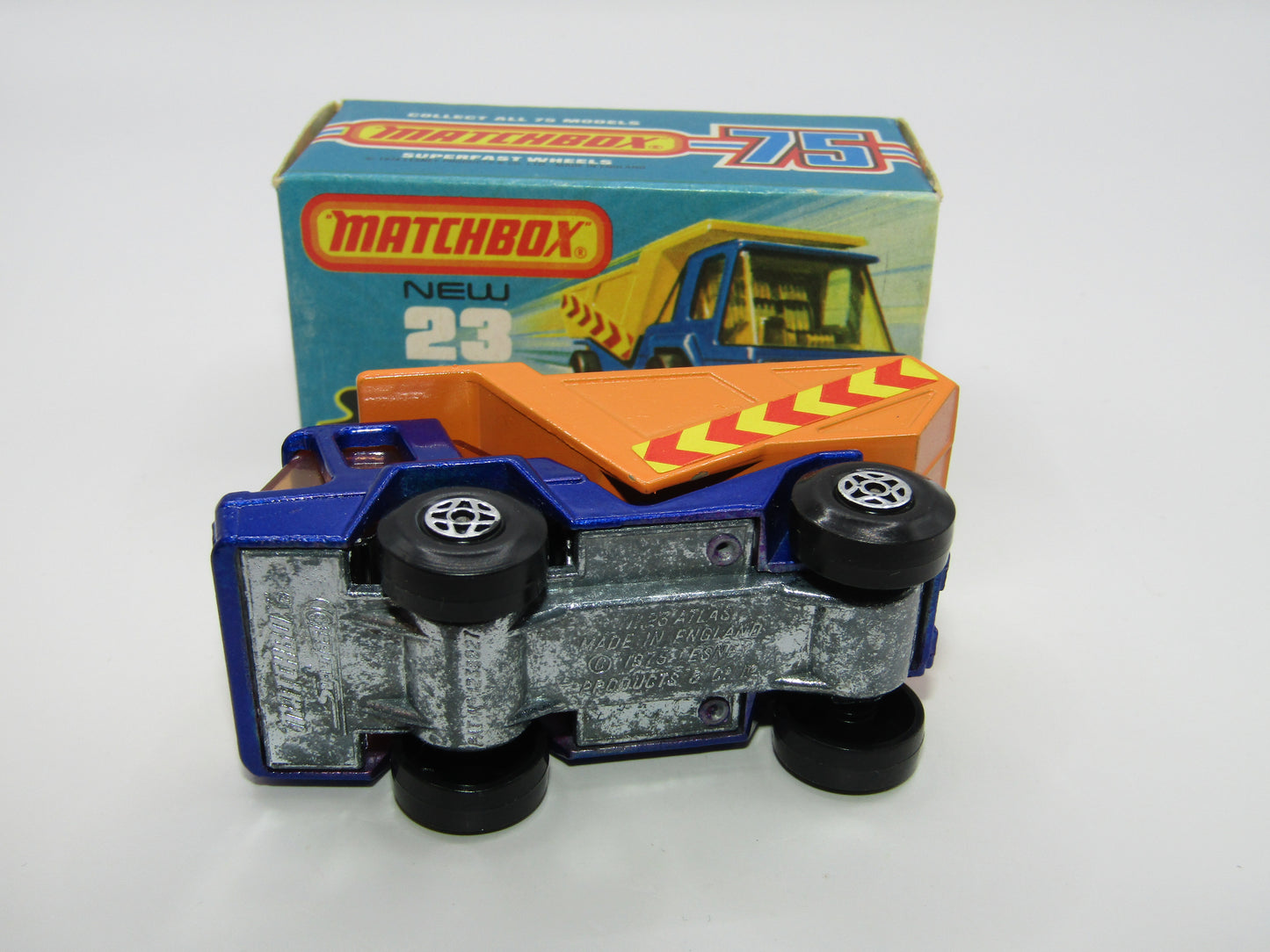 Matchbox Superfast No 23B Atlas Dump Truck Spiro Wheels & Labels
