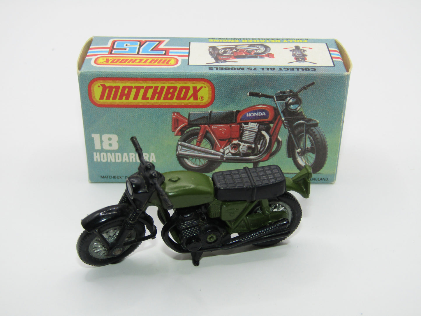 Matchbox Superfast No 18B Hondarora Motorcycle, OLIVE GREEN, No Labels, Wire Wheels
