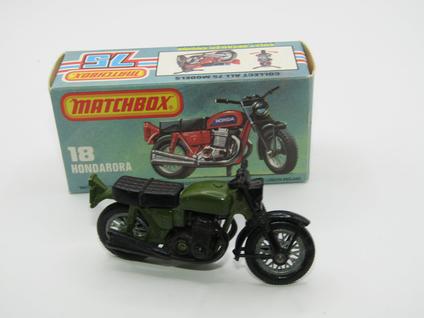 Matchbox Superfast No 18B Hondarora Motorcycle, OLIVE GREEN, No Labels, Wire Wheels