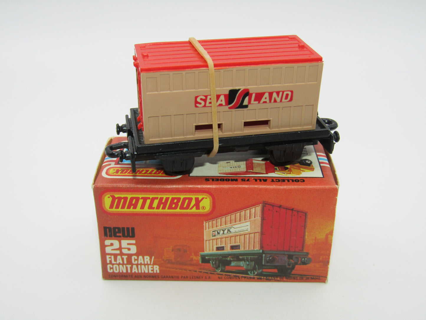 Matchbox Superfast No 25C Flat Car Container Sealand - DIFFERENT Labels