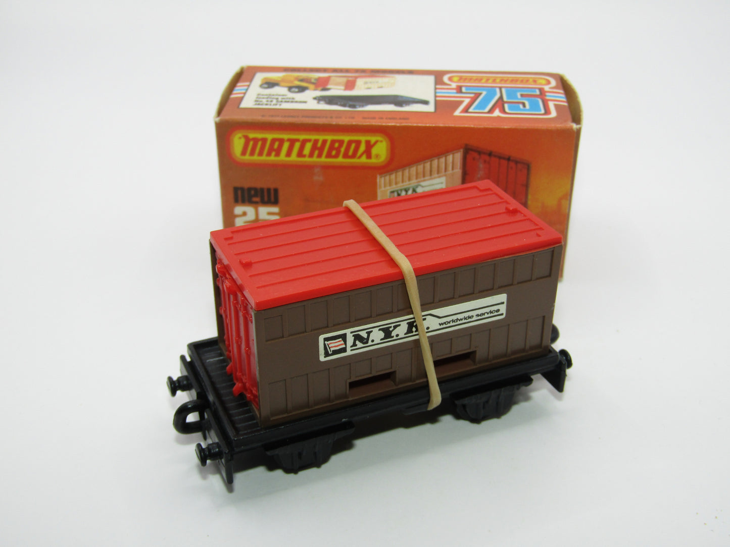 Matchbox Superfast No 25C Flat Car Container CHOCOLATE NYK