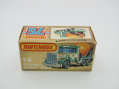 Matchbox Superfast No 19D Peterbilt Cement Truck SOLID GREEN, CLEAR WINDOWS